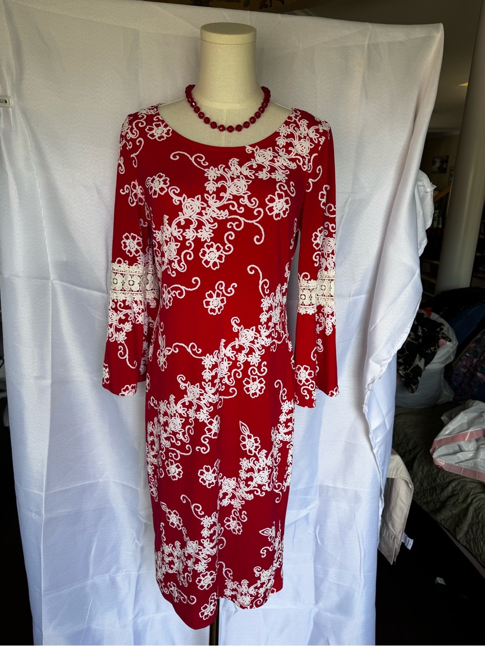 Glamour Red Midi Dress with White Floral Lace Accents